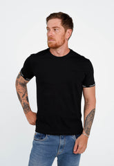 Camiseta Calvin Klein Detalhe Manga Preto