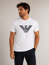 Camiseta Emporio Armani Logo Peito Branca - Henri Store