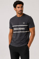 Camiseta Fred Perry Faixa Central - Henri Store