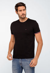 Camiseta Tommy Hilfiger em Piquet com Friso no Punho - Henri Store