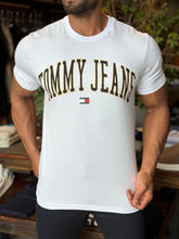 Camiseta Tommy Hilfiger Jeans Logo Centro - Henri Store