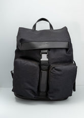 Mochila Calvin Klein Bolsos Frontais Preta - Henri Store