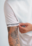 Camiseta Calvin Klein Ck Peito Detalhe Punho