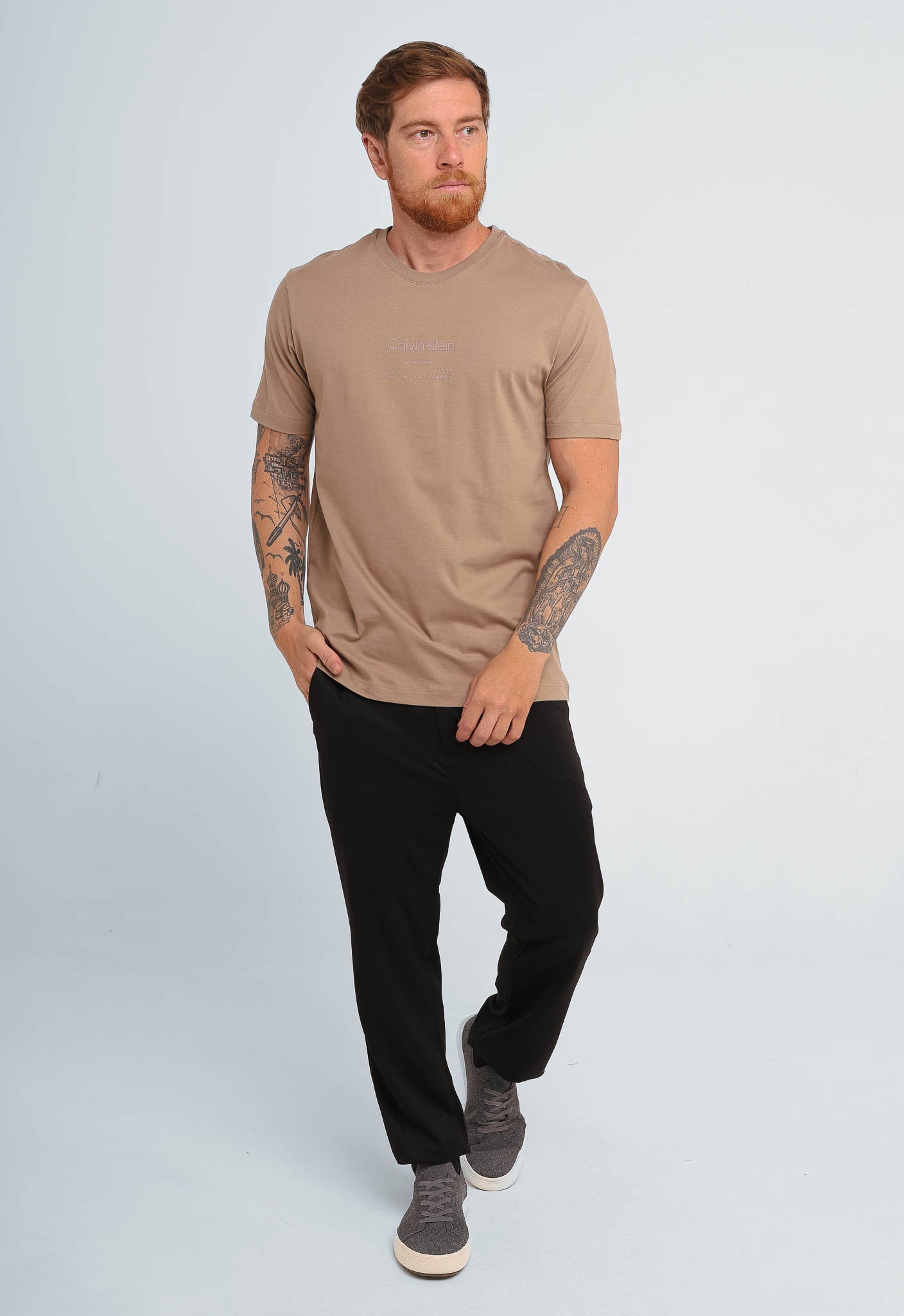 Camiseta Calvin Klein Estampa em Relevo