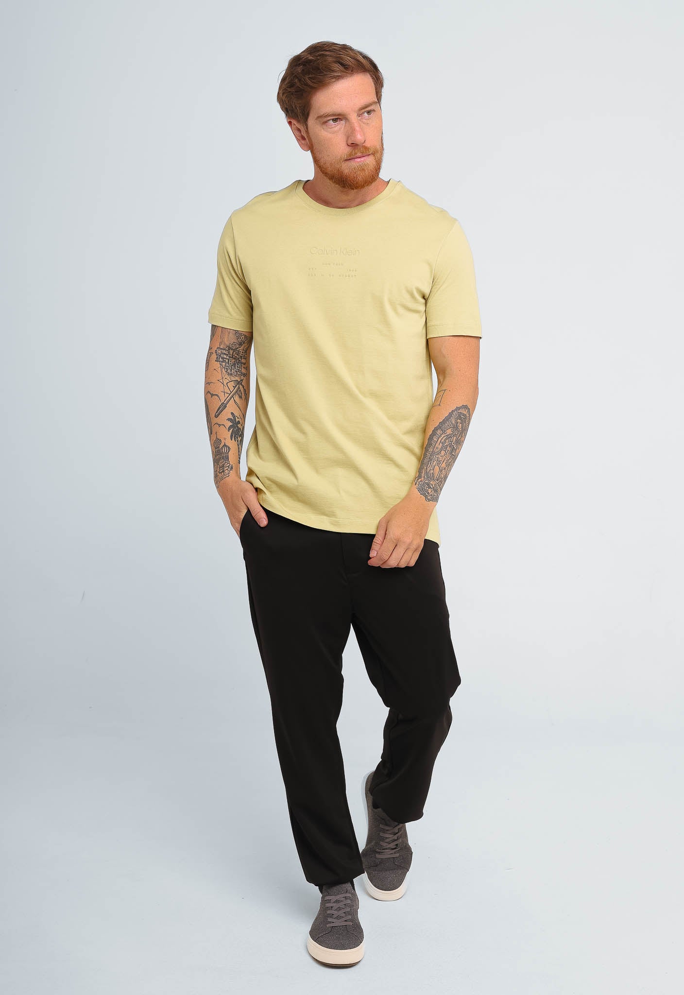 Camiseta Calvin Klein Estampa em Relevo