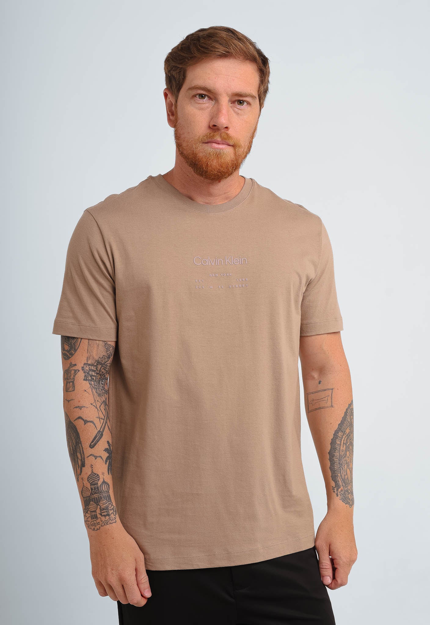 Camiseta Calvin Klein Estampa em Relevo