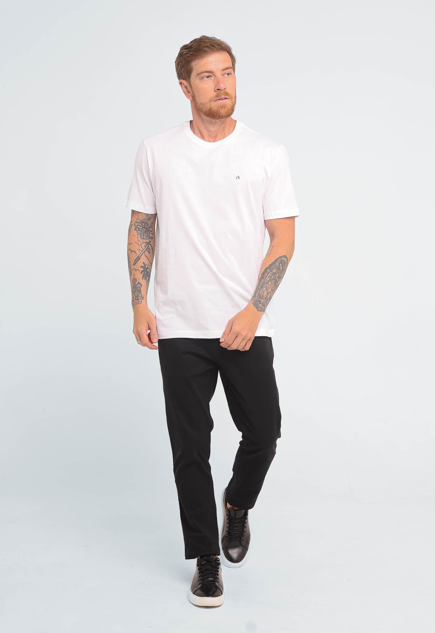 Camiseta Calvin Klein Logo Peito Ck Silkado