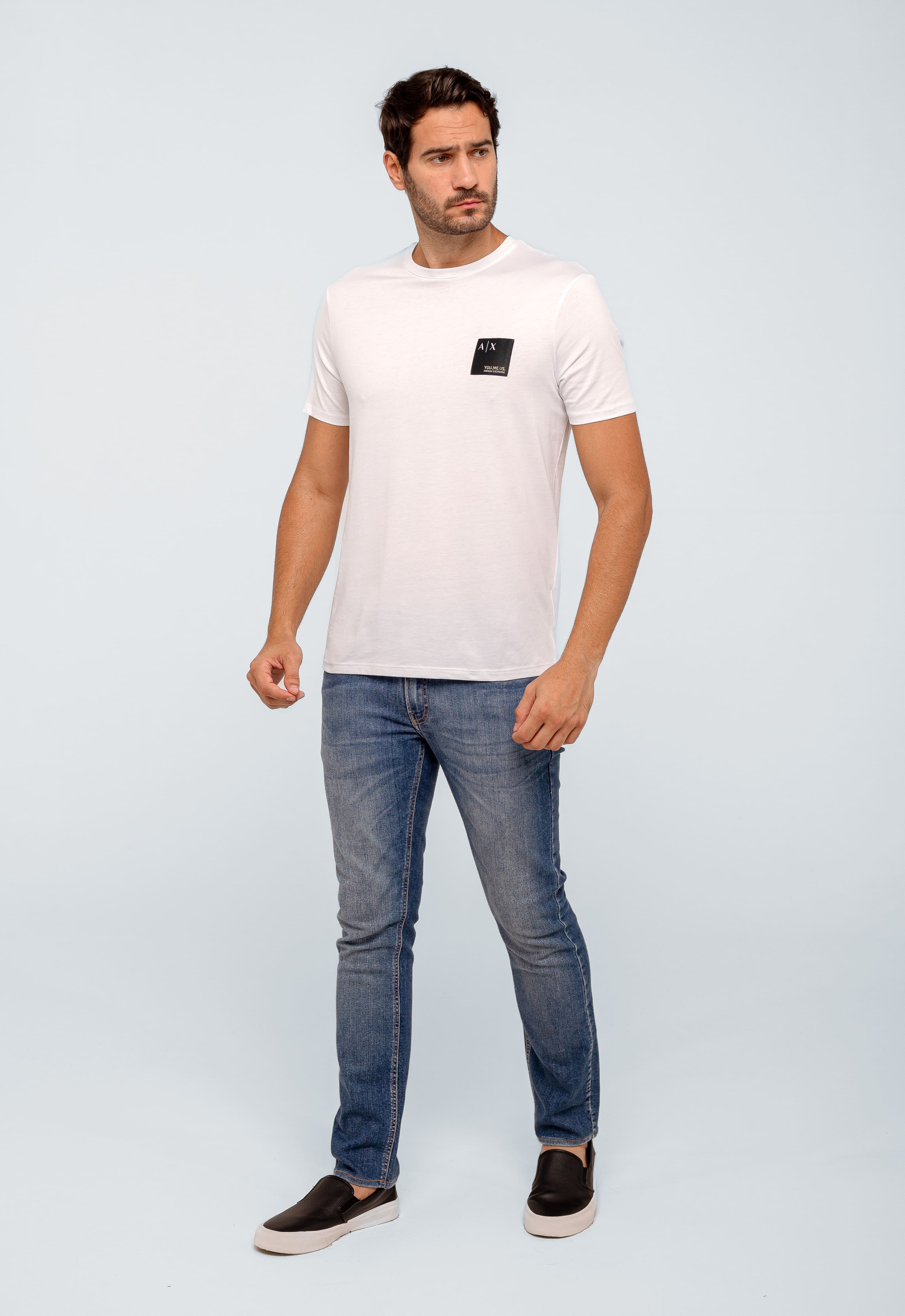 Camiseta Armani Exchange Regular Logo Peito