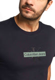 Camiseta Calvin Klein Jeans Logo Central - Sale