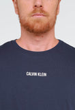 Camiseta Calvin Klein Logo Central Embossed