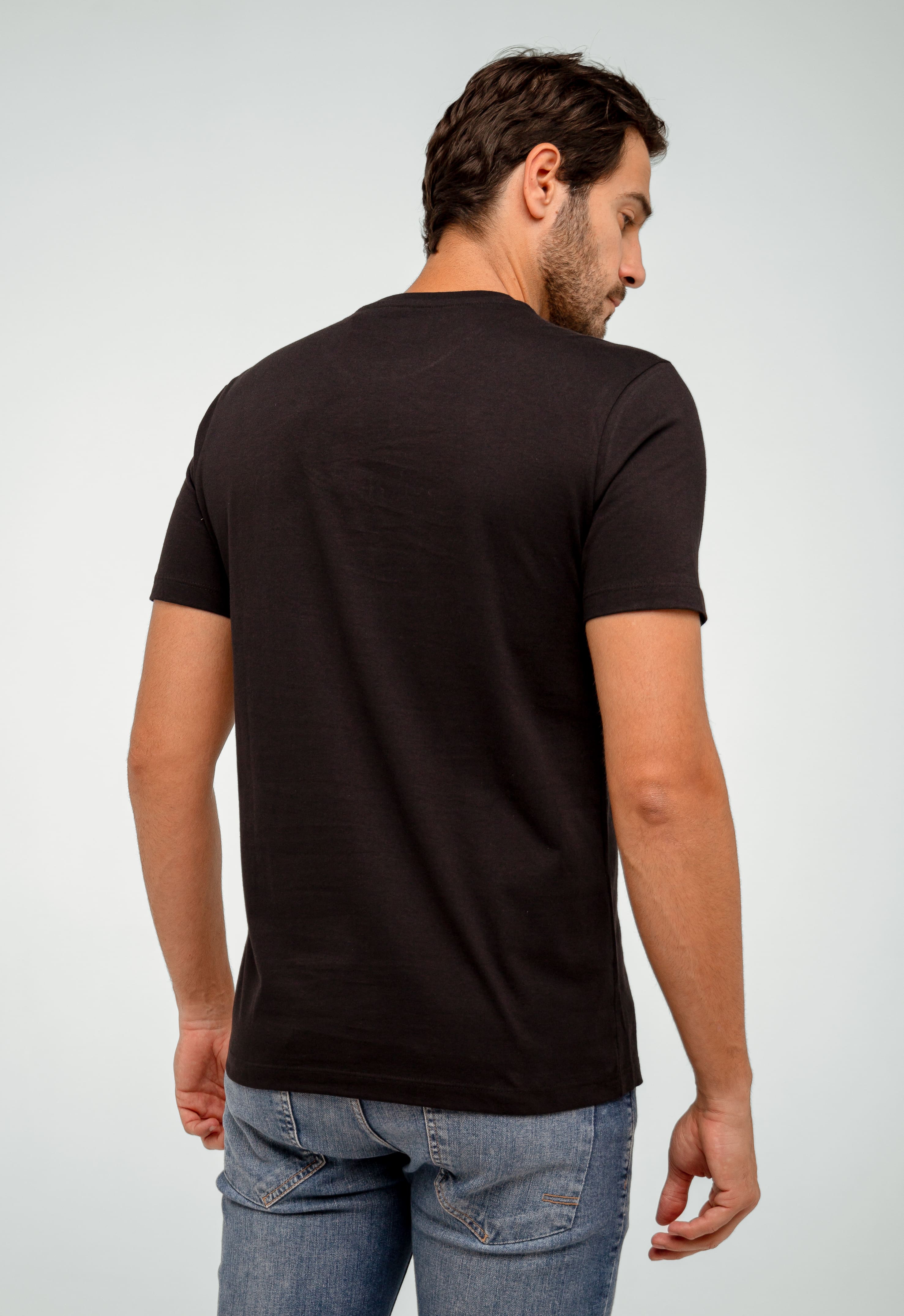 Camiseta Calvin Klein Logo Alto Relevo