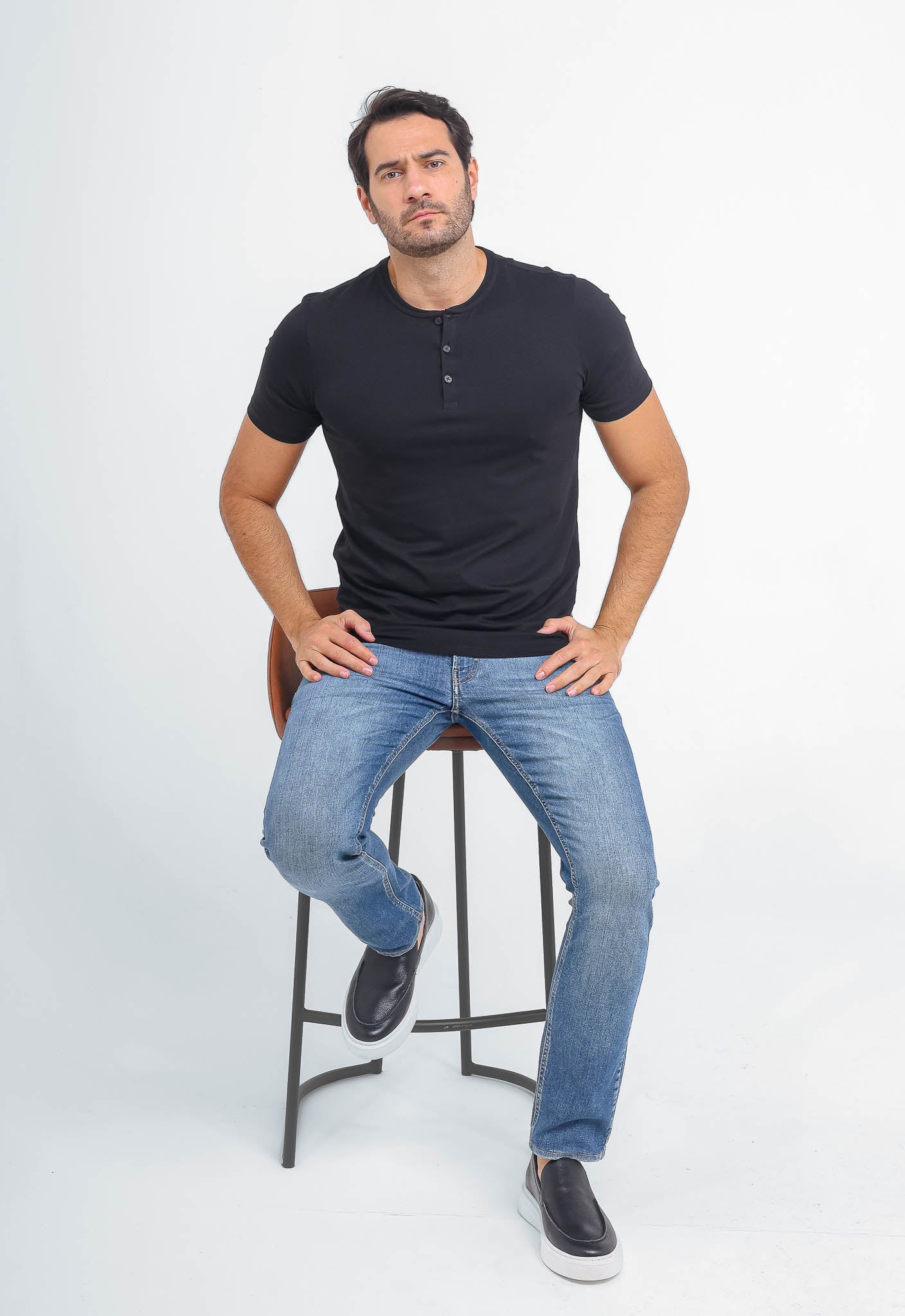 Camiseta Dom Henrico Henley Pima