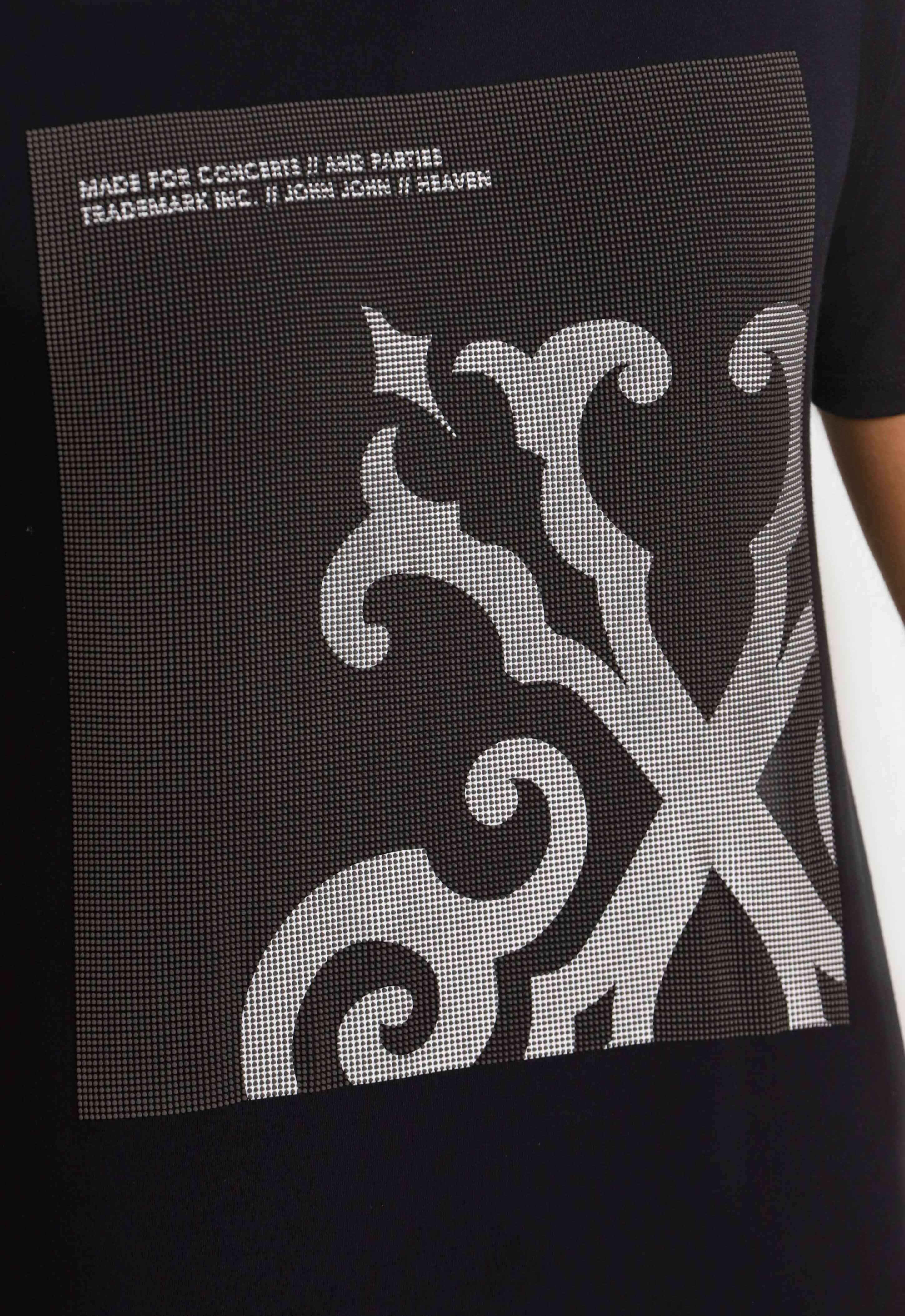 Camiseta John John Trademark