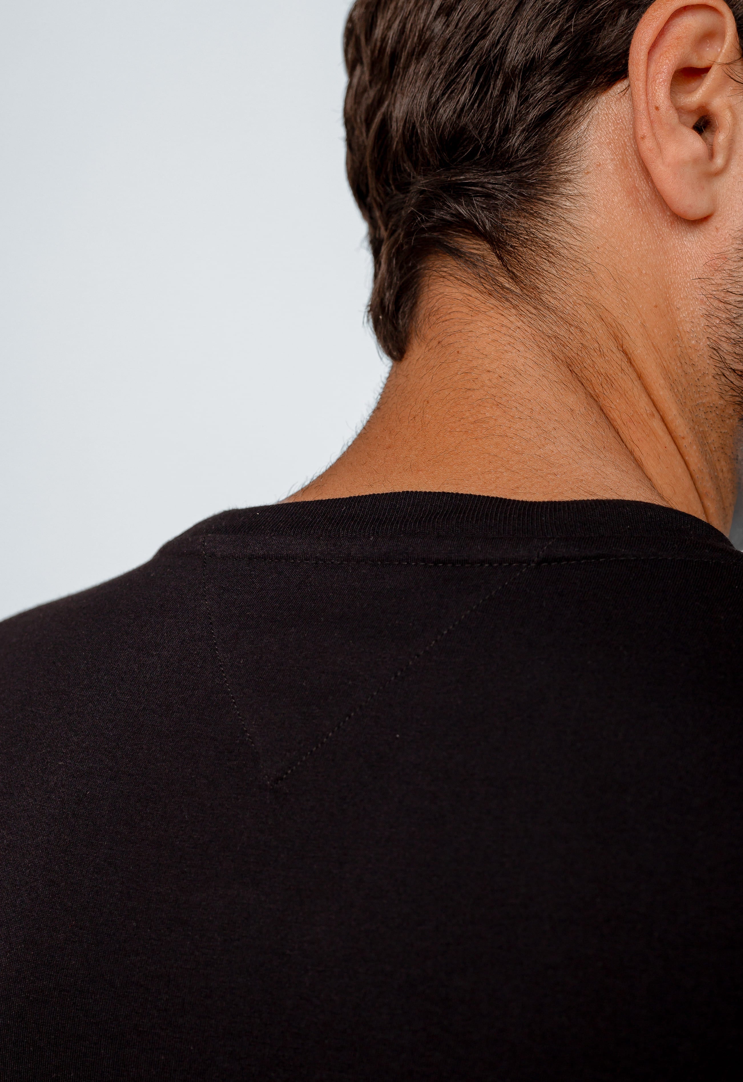 Camiseta Tommy Hilfiger Logo Tee Est. 1985 - Sale