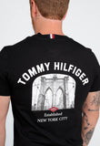 Camiseta Tommy Hilfiger Monotype Pocket Tee