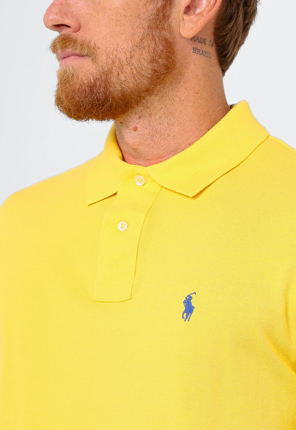 AMARELO