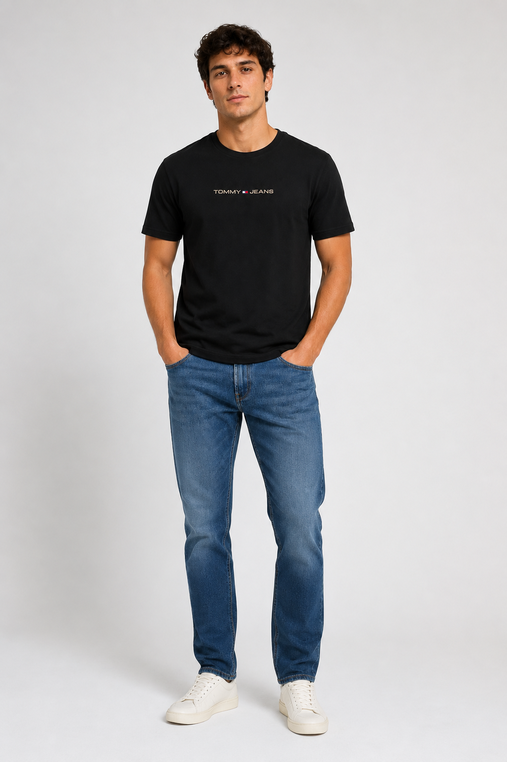 Camiseta Tommy Hilfiger Jeans Logo Central