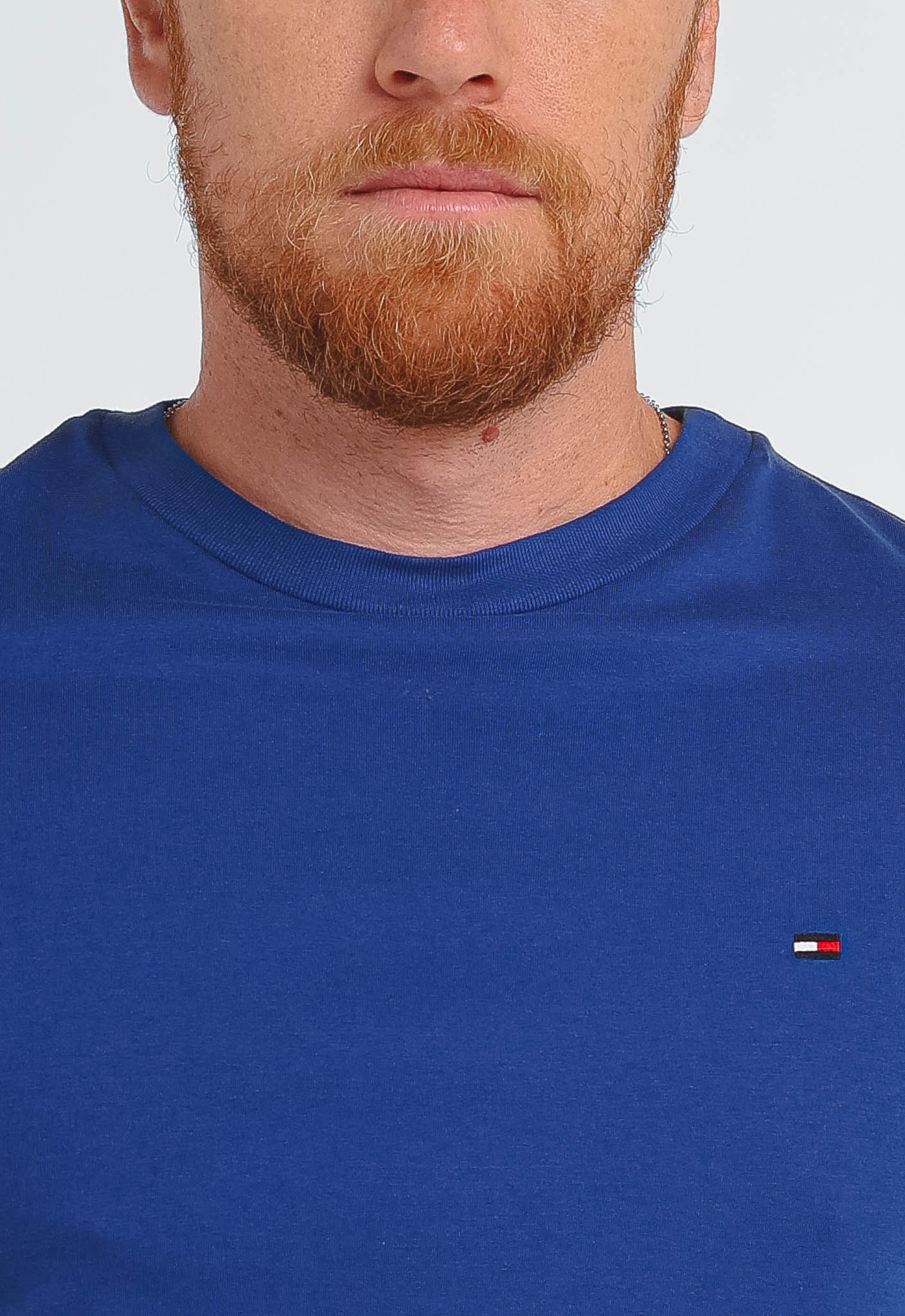 Camiseta Tommy Hilfiger Básica Essential - Sale