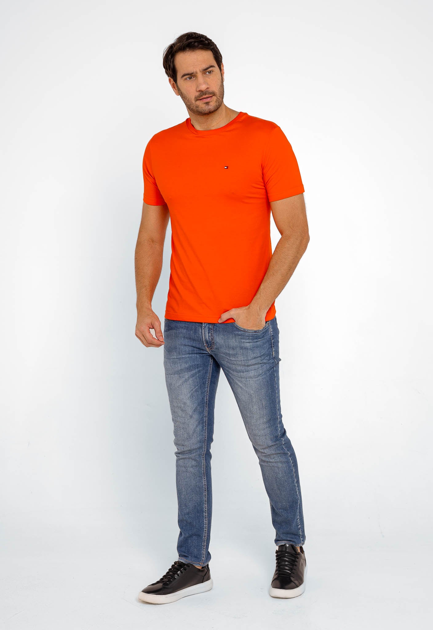 Camiseta Tommy Hilfiger Básica Essential - Sale