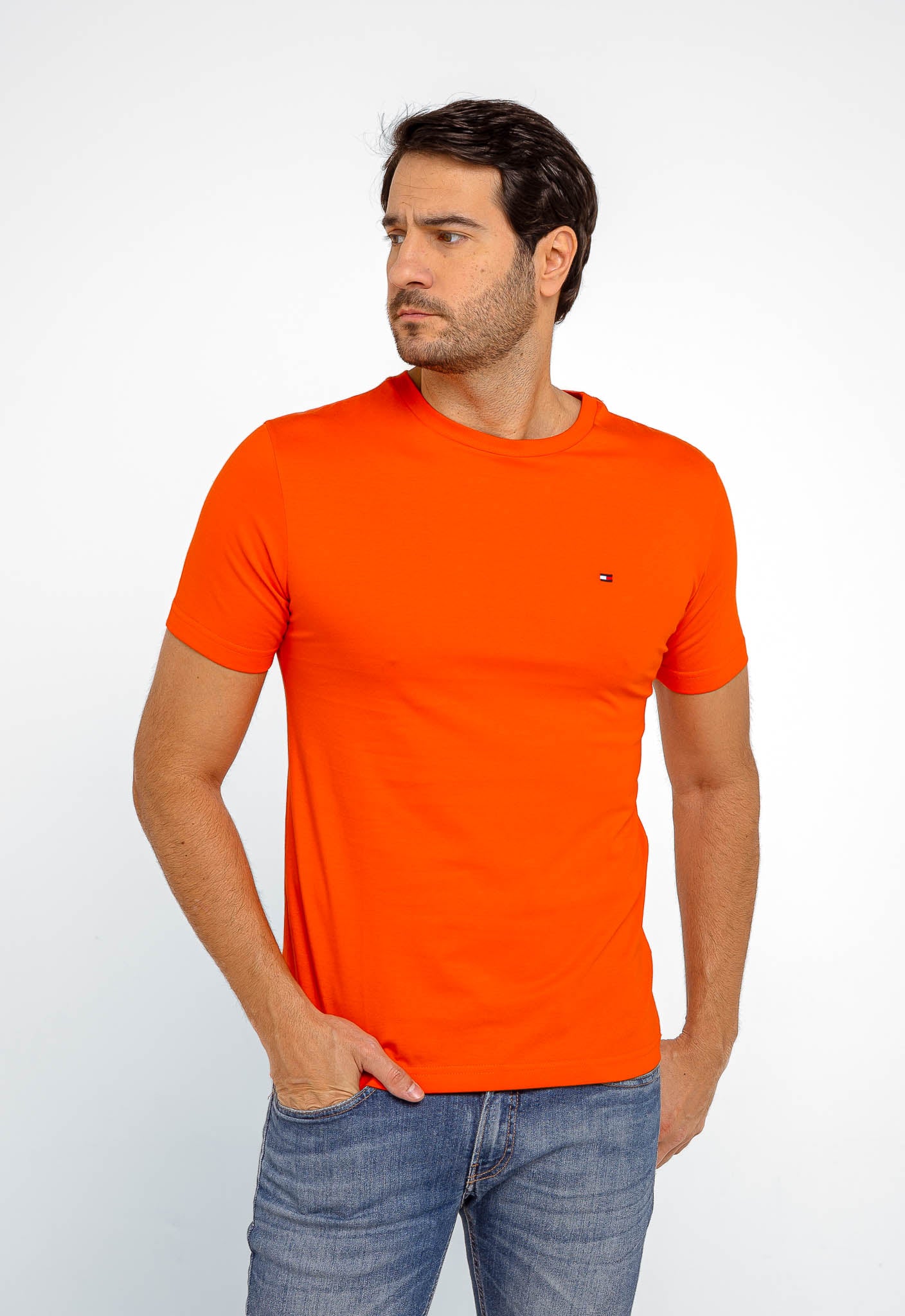 Camiseta Tommy Hilfiger Básica Essential - Sale