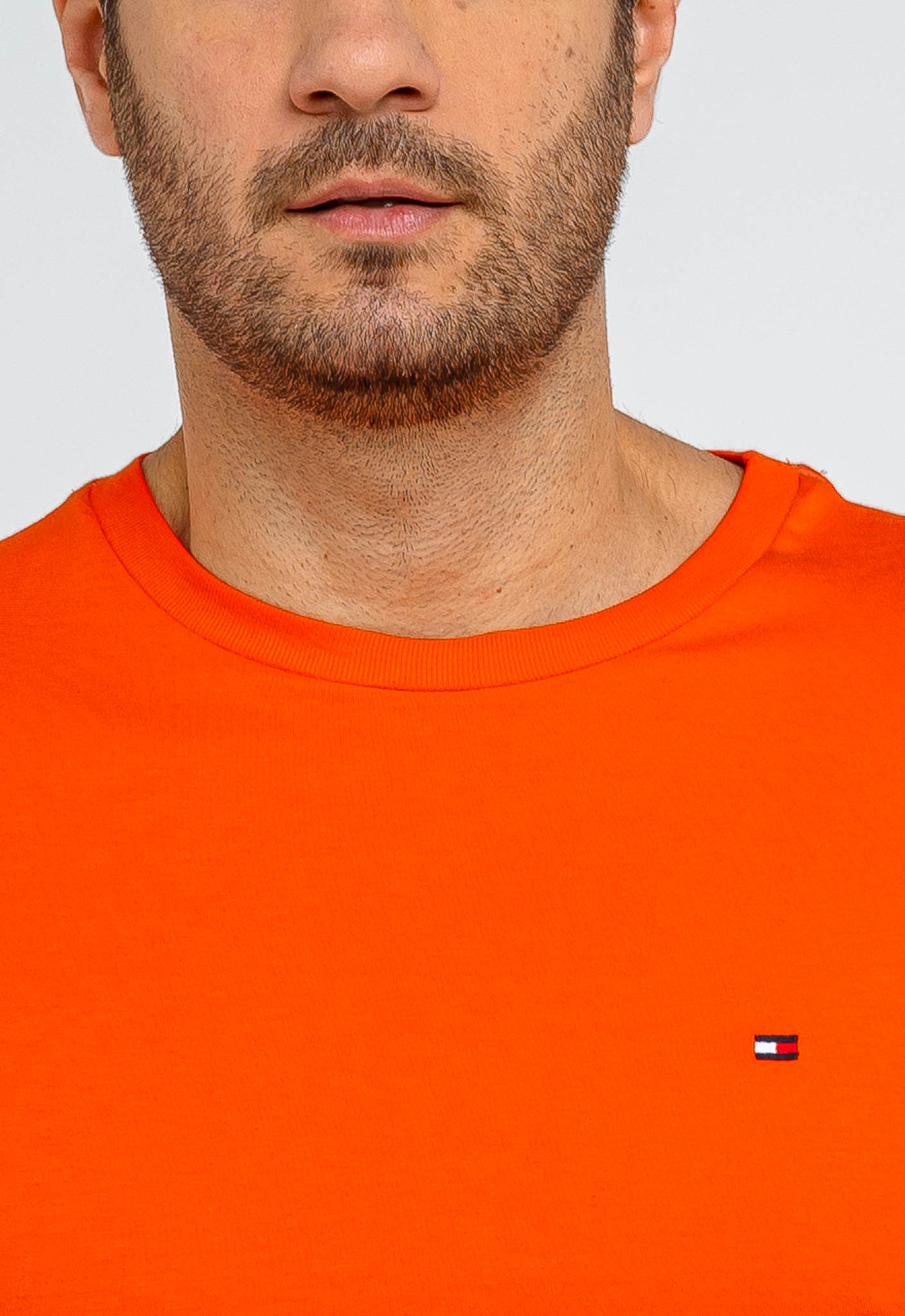 Camiseta Tommy Hilfiger Básica Essential - Sale