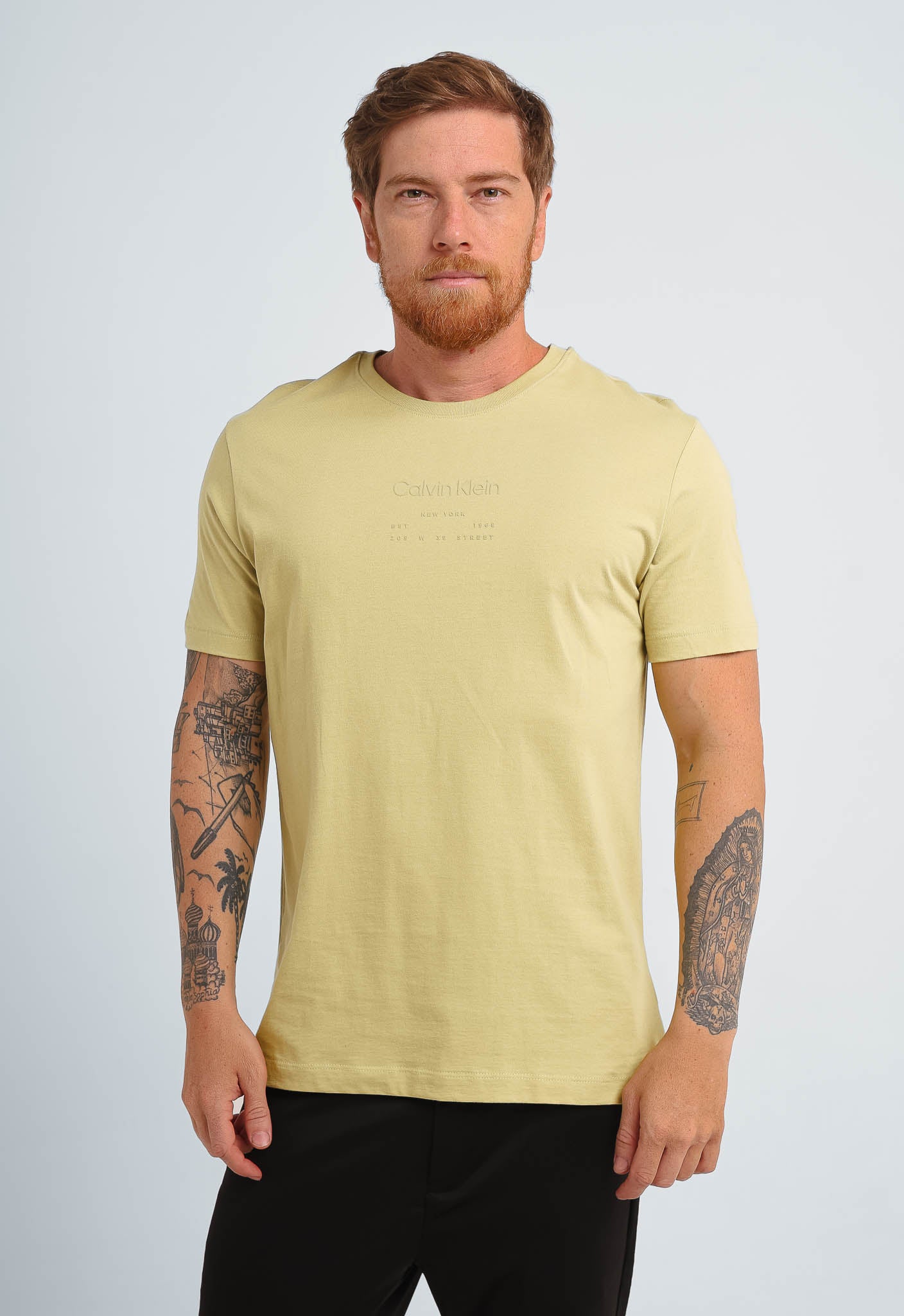 Camiseta Calvin Klein Estampa em Relevo
