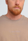 Camiseta Calvin Klein Estampa em Relevo