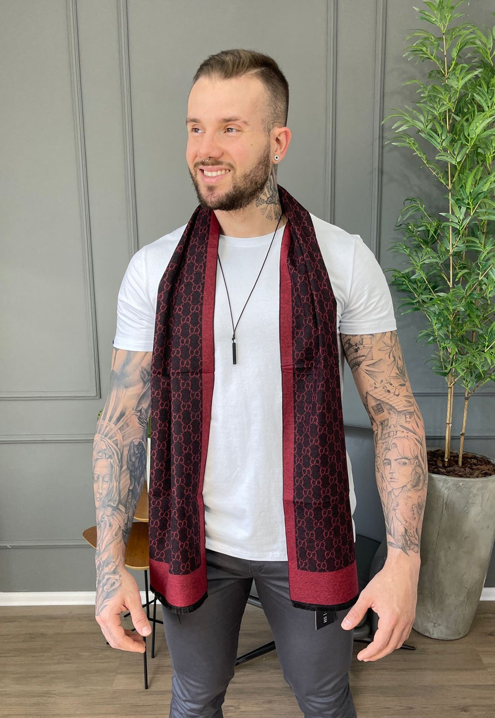 Cachecol Dom Henrico Vermelho - Henri Store