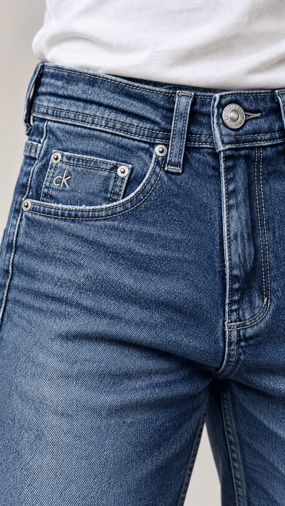 Calça Calvin Klein Jeans Médio CK - Henri Store