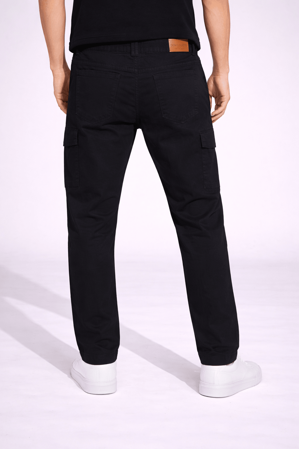 Calça Dom Henrico Jogger Cargo Preta LIVE - Henri Store