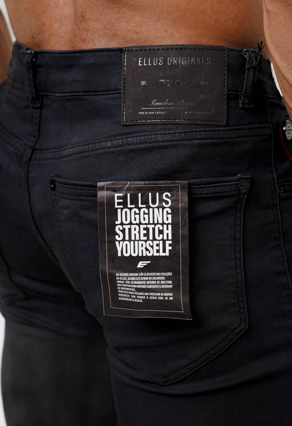 Calça Ellus Skinny Jogging Zetex Preto - Henri Store