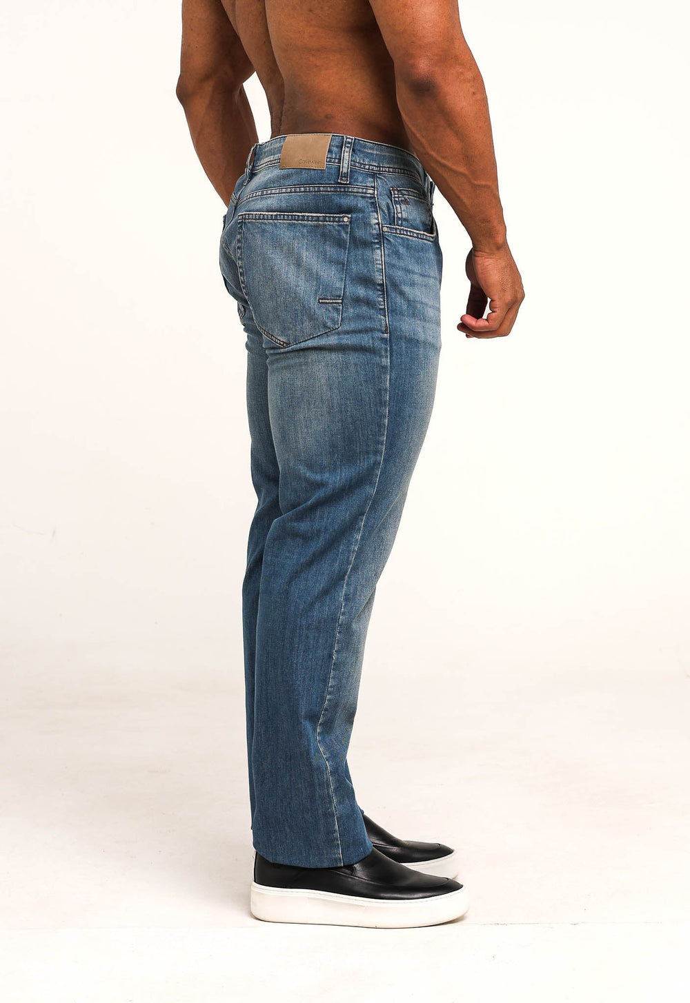 Calça Jeans Calvin Klein Azul Medio Cor:0585 - Henri Store