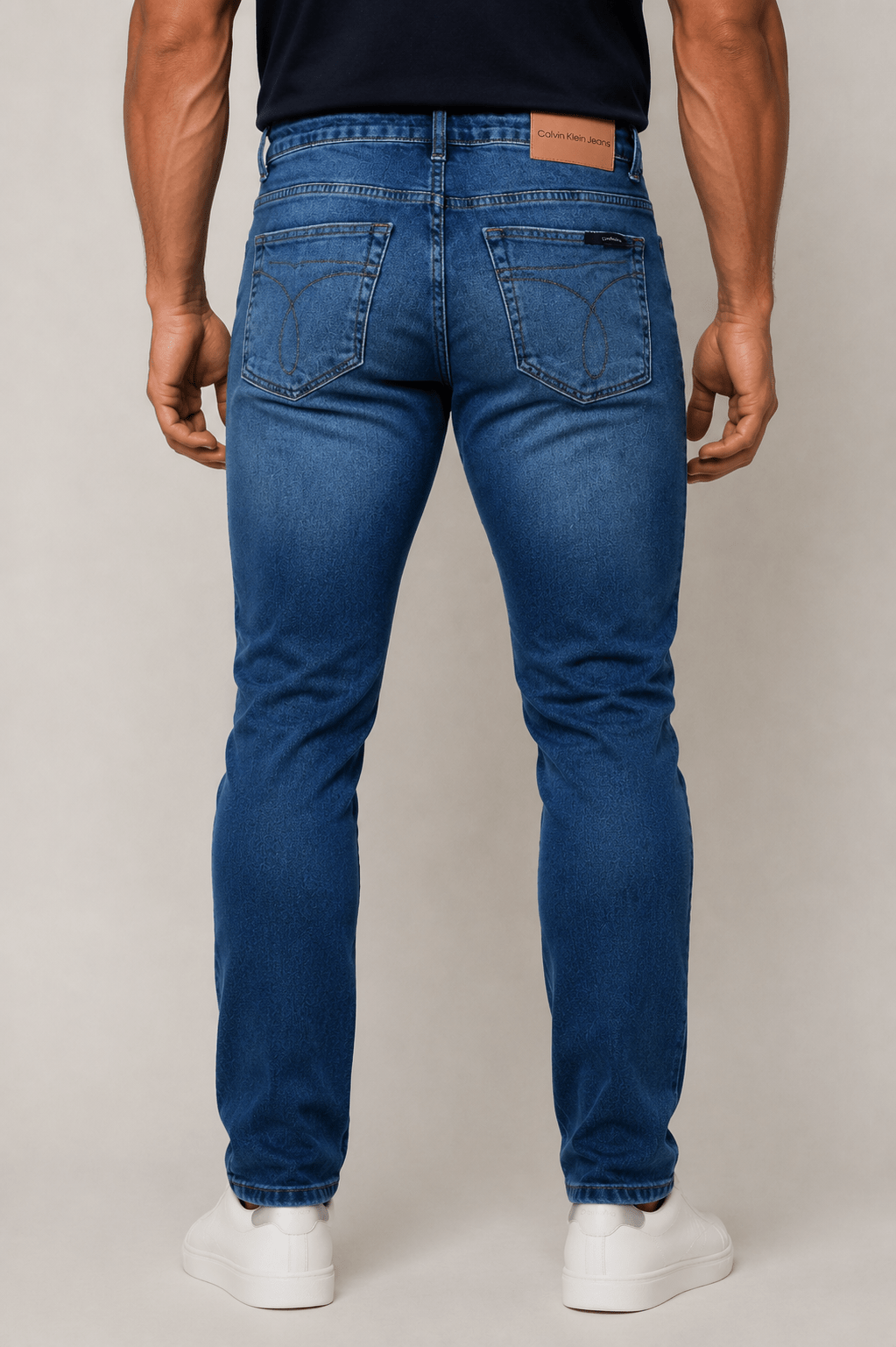 Calça Jeans CK Bordado Bolso Jeans Médio - Live - Henri Store