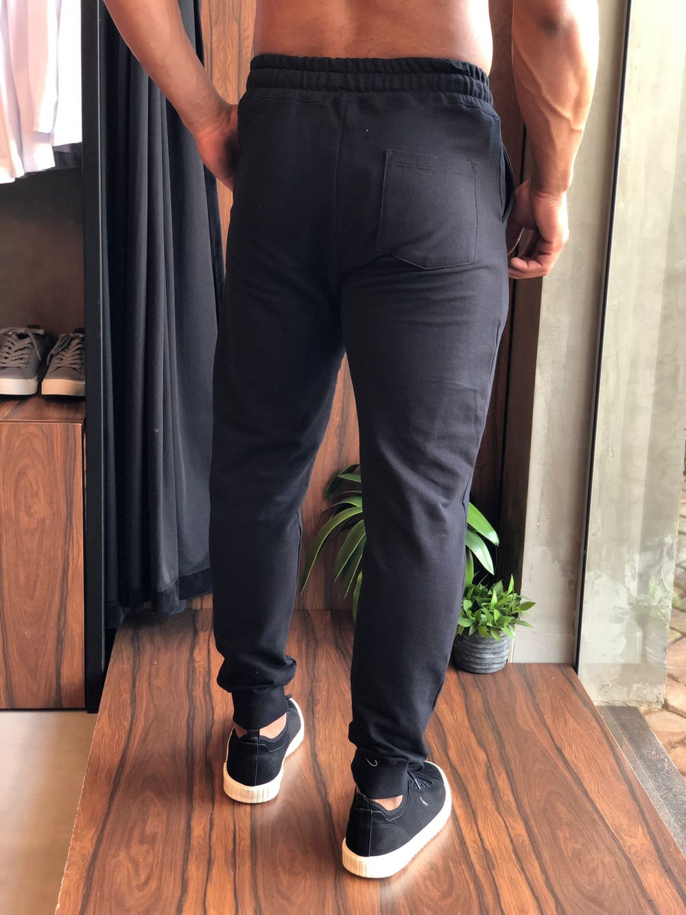 Calça John John Moletom New Basic Preto - Henri Store