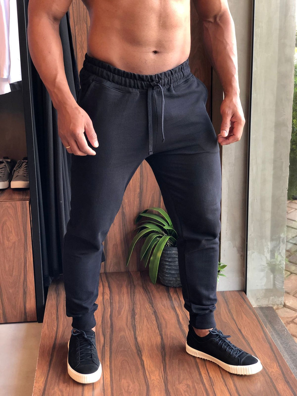 Calça John John Moletom New Basic Preto - Henri Store