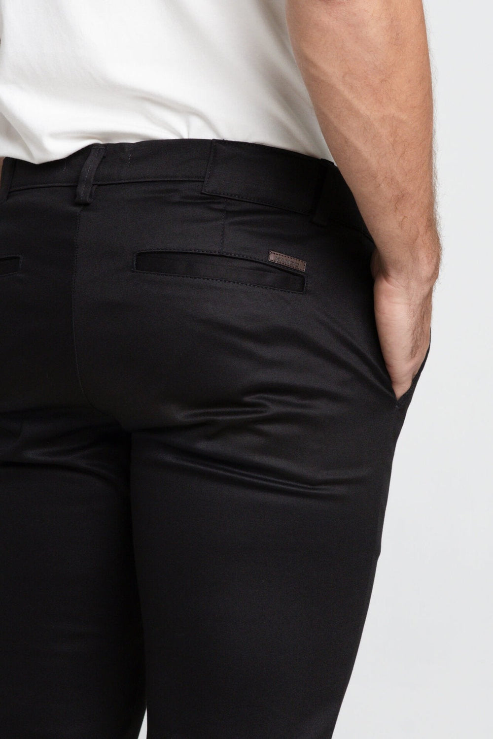 Calça Kanzo Skinny Preta 900 - Henri Store