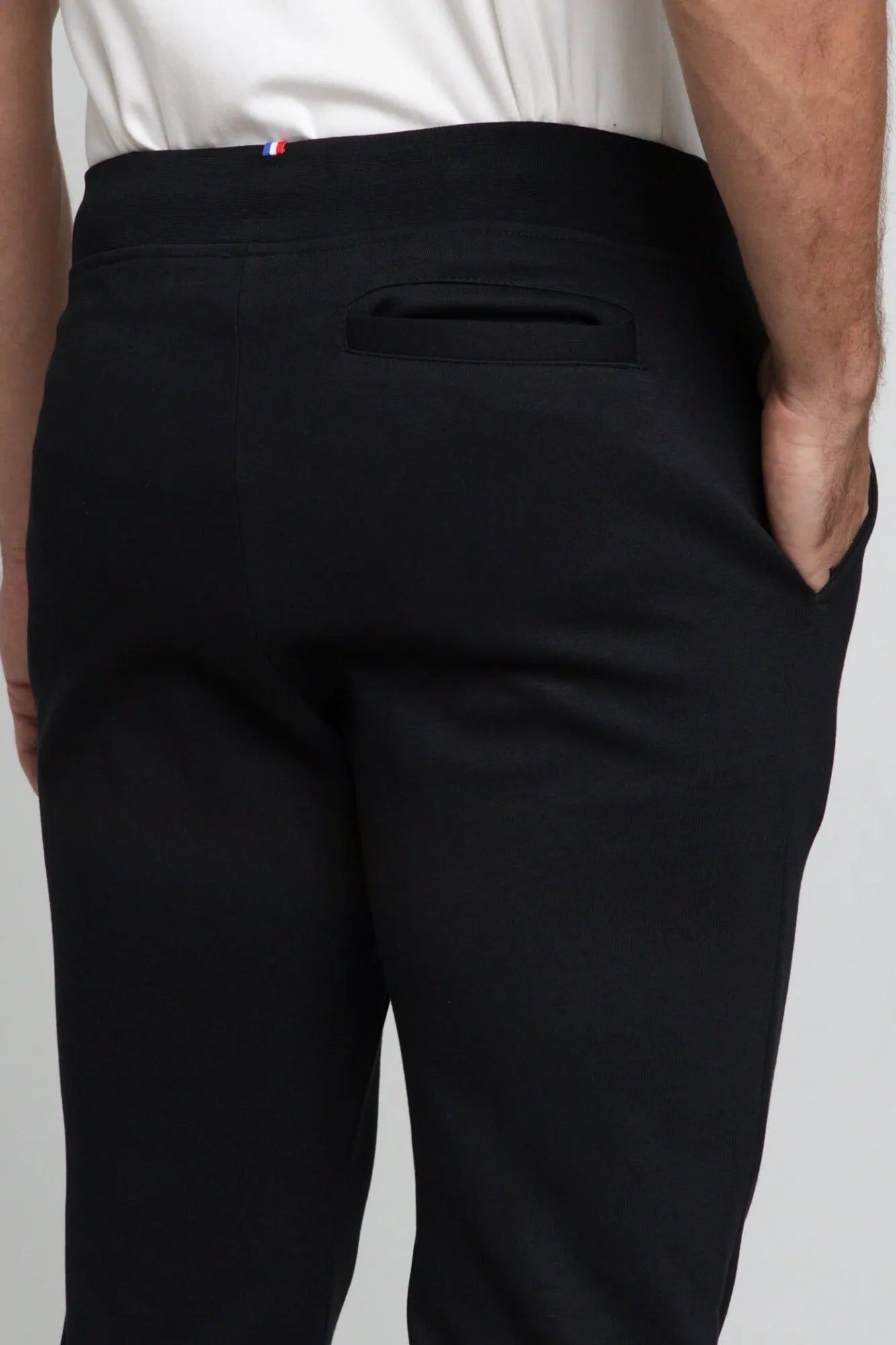 Calça Le Coq Sportif Moletom Ess Bap Pant Regular Preta - Henri Store