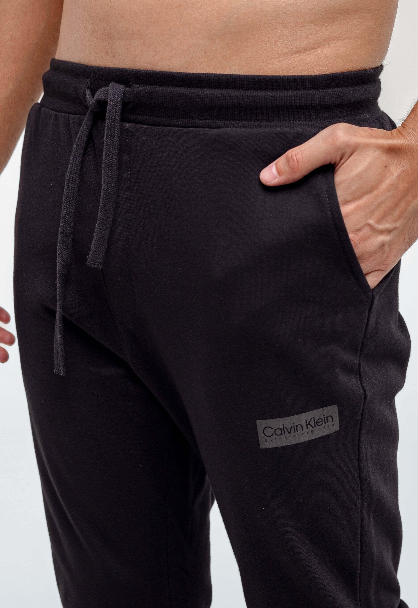 Calça Moletom Calvin Klein Established - Henri Store