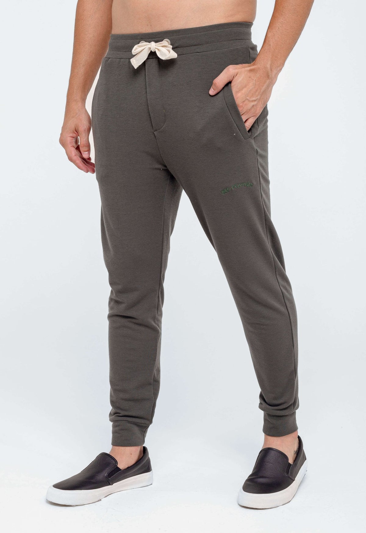 Calça Red Feather Moletom Day Green Army Verde - Henri Store