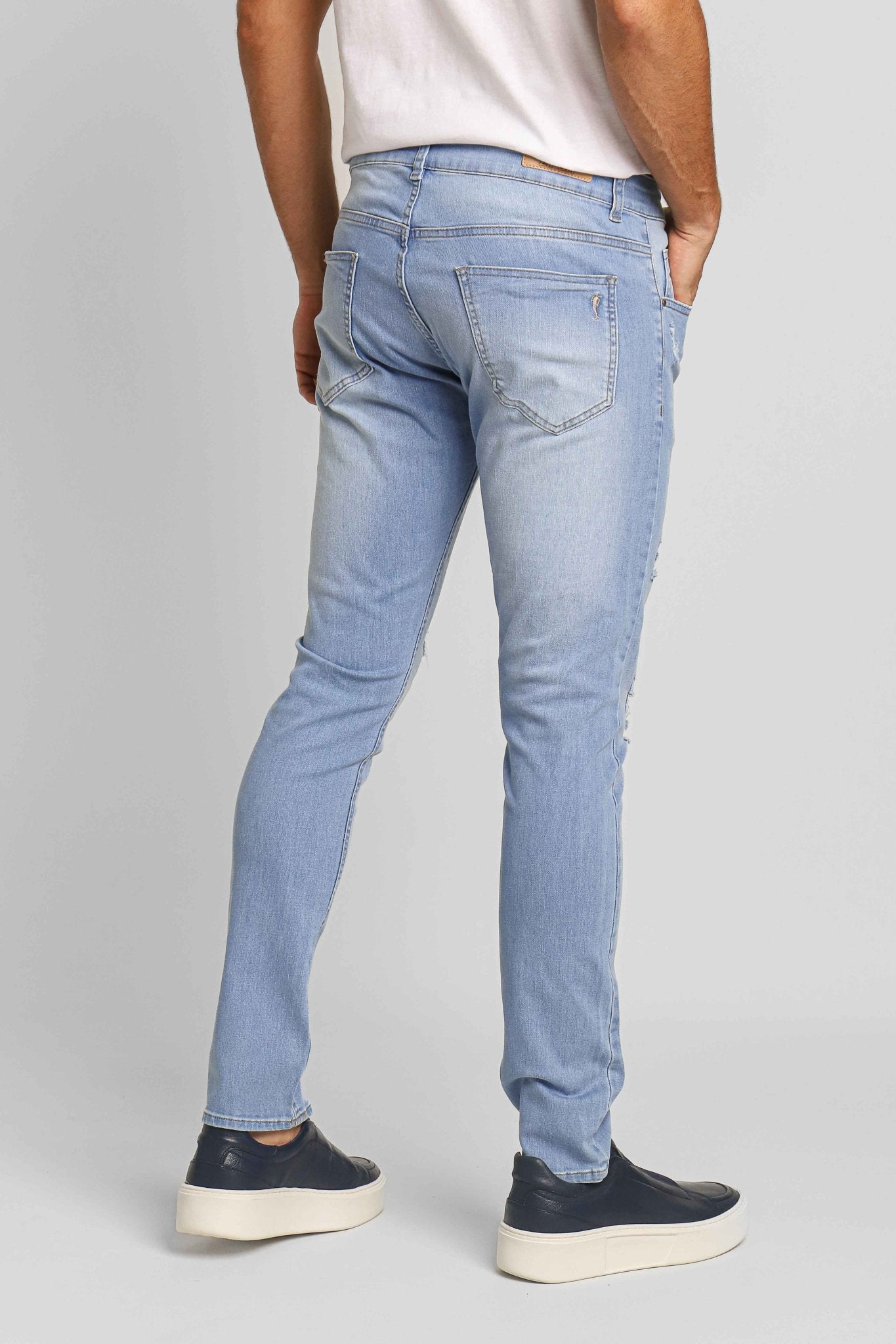 Calça Zip Off Jeans Claro Skinny Destroyed 00501 - Henri Store