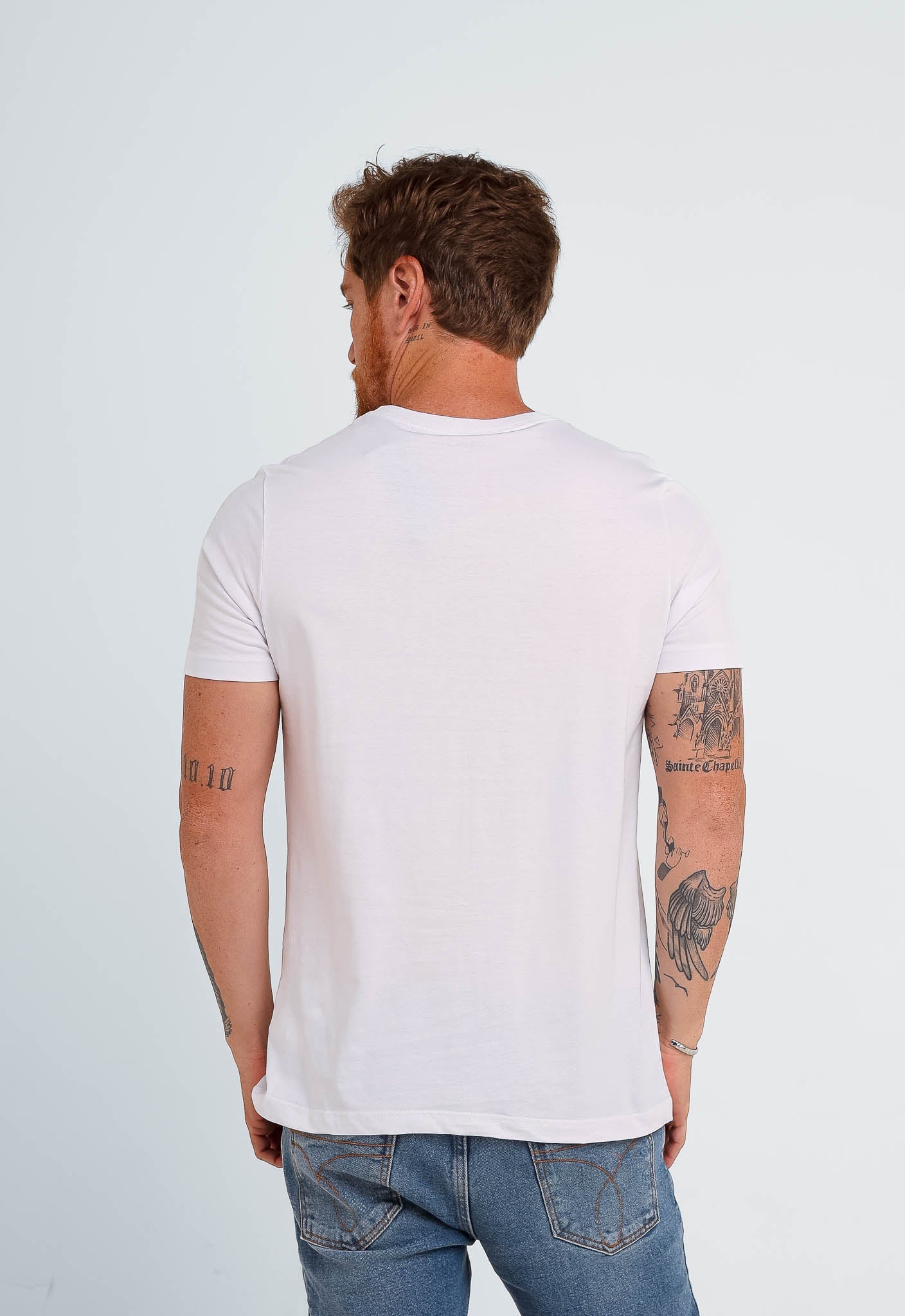 Camiseta Aramis Outline - Henri Store