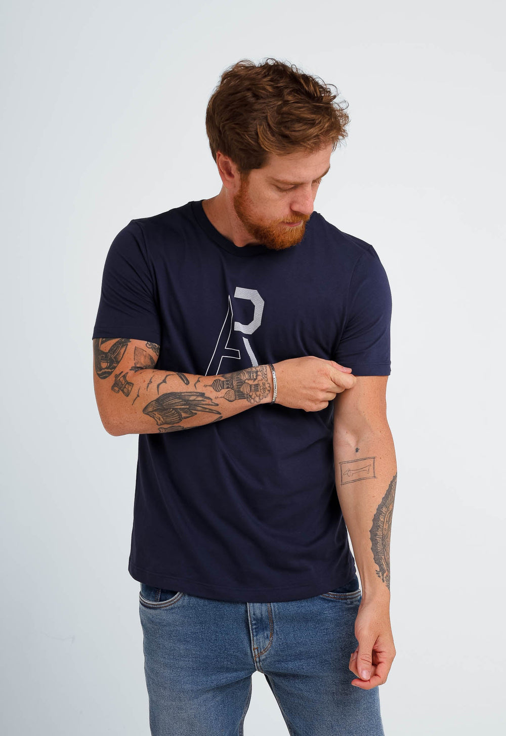 Camiseta Aramis Outline - Henri Store