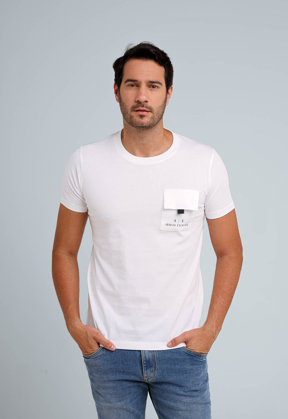 Camiseta Armani Exchange Bolso Peito - Henri Store