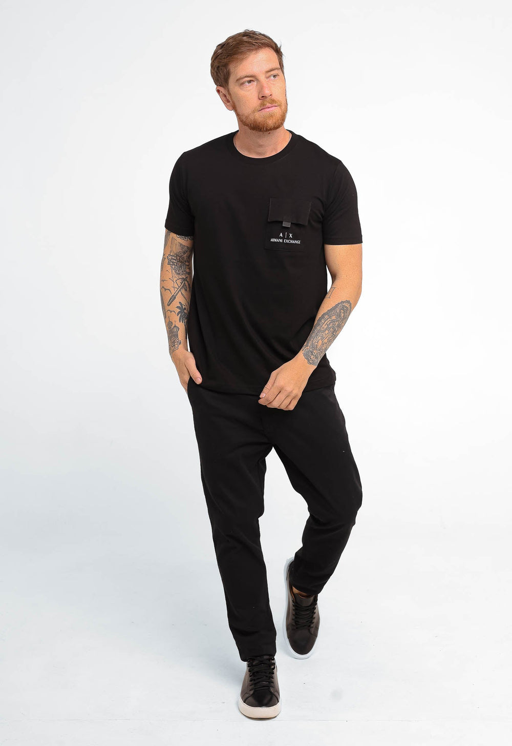 Camiseta Armani Exchange Bolso Peito - Henri Store