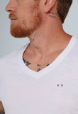 Camiseta Armani Exchange Branca Gola V - Henri Store