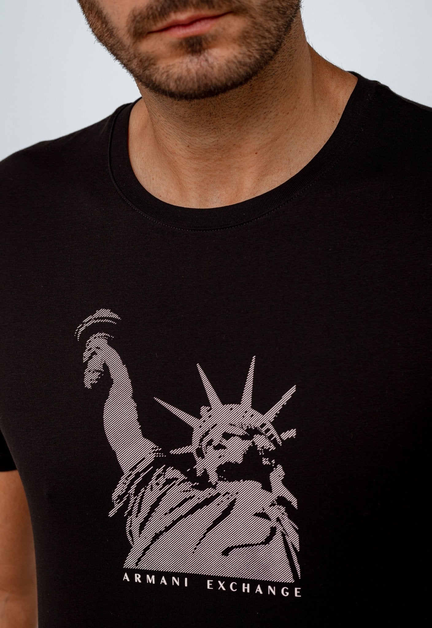 Camiseta Armani Exchange Logo Central New York - Henri Store