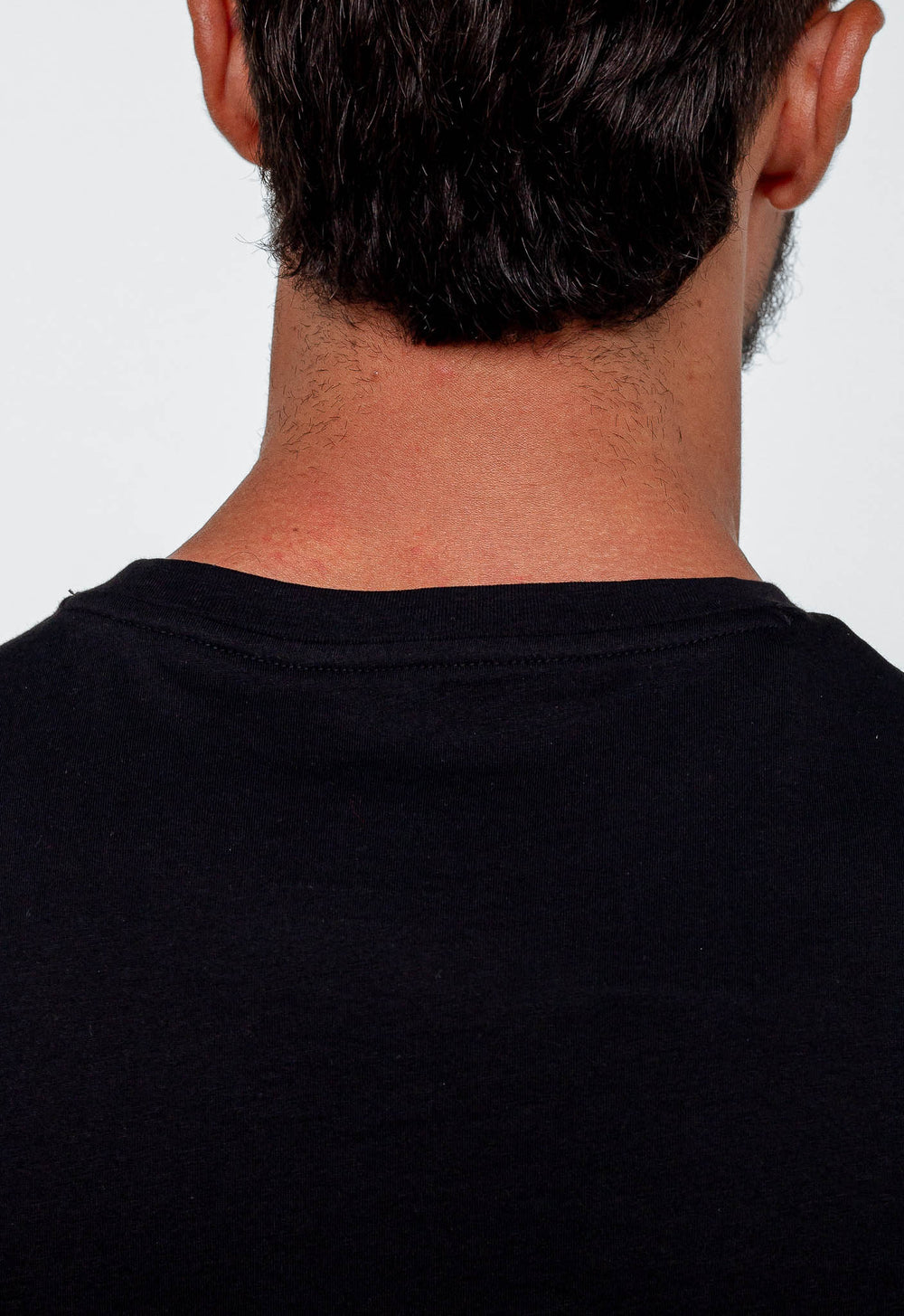 Camiseta Armani Exchange Logo Central Prateado - Henri Store