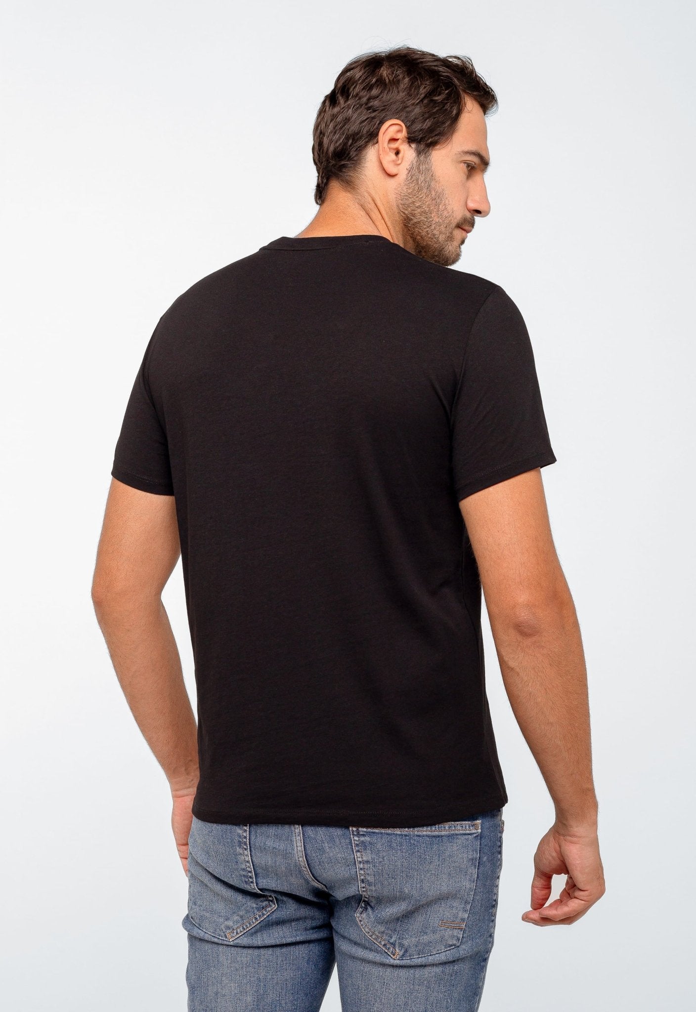 Camiseta Armani Exchange Logo Central - Henri Store