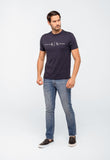 Camiseta Armani Exchange Logo Central. - Henri Store