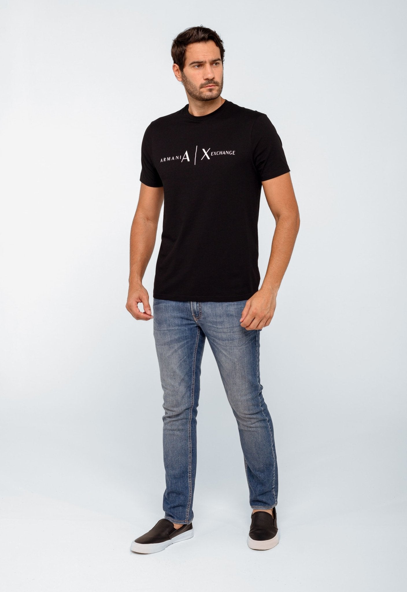 Camiseta Armani Exchange Logo Central. - Henri Store